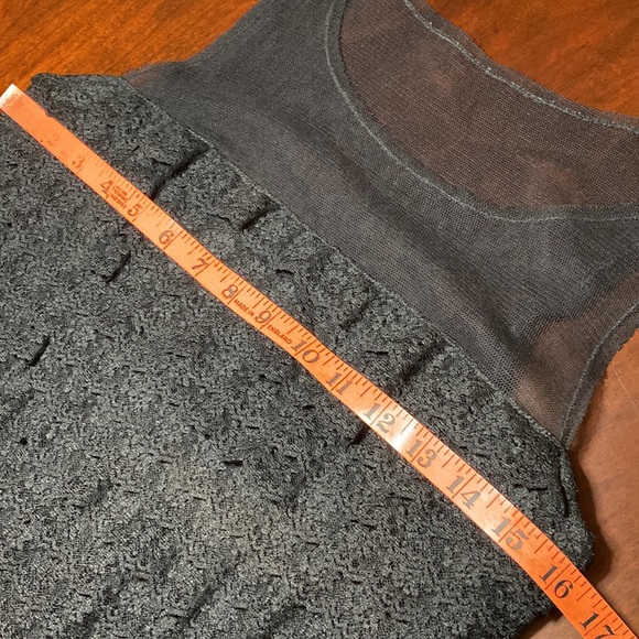 🖤❤️‍🔥 Layered Lace Dress by BCBG Very Figure Flattering Black size 6 - Picture 9 of 10